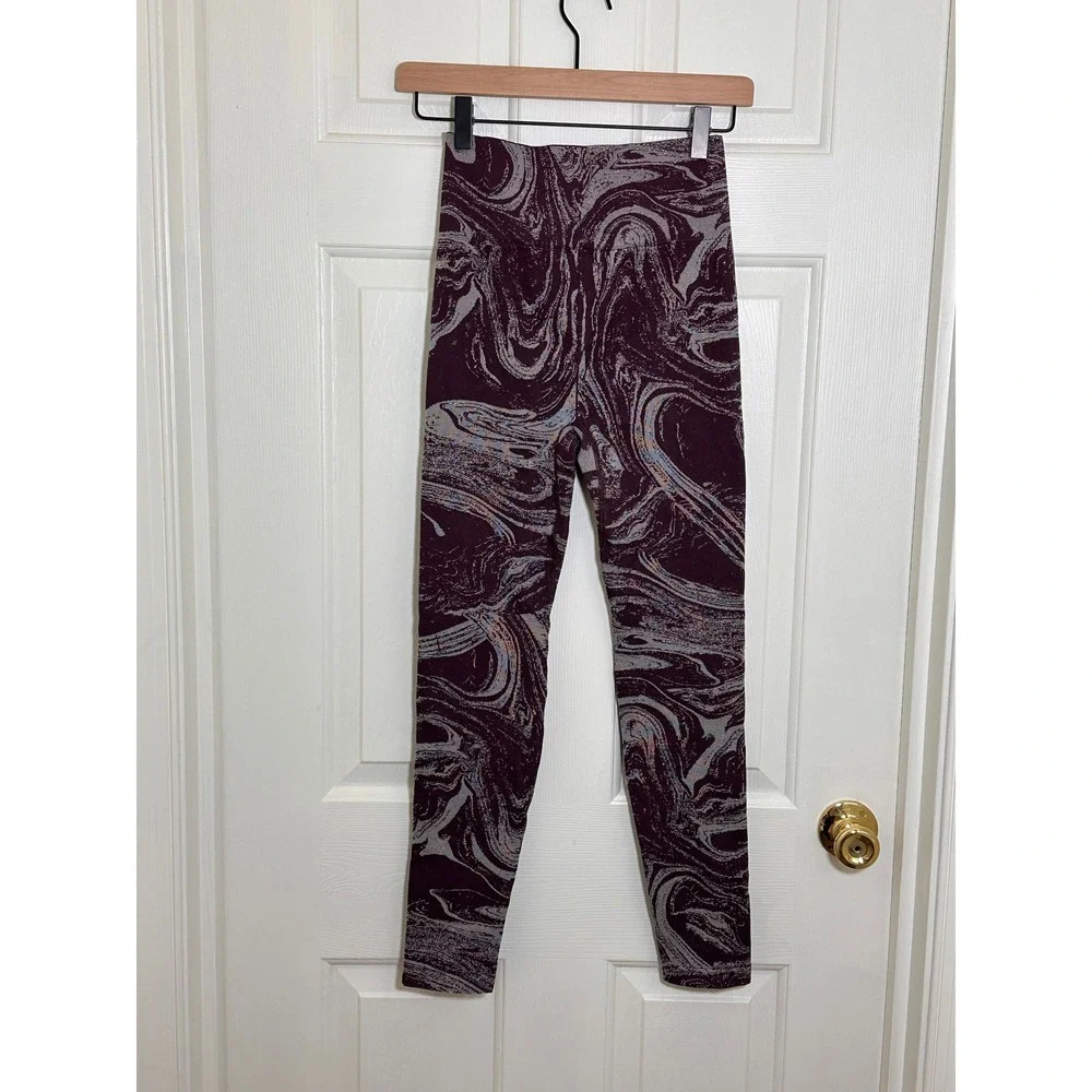 Athleta Womens Burgundy Marble Swirl High Waisted Leggings Size S - Picture 5 of 5